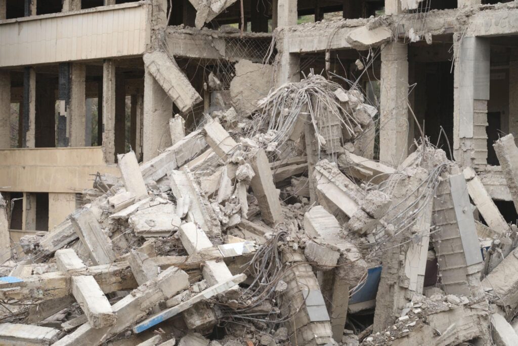 impact of Iran war on people daily life and economy 2026