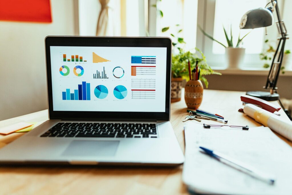 Online Income Strategies for Global Crisis 2026